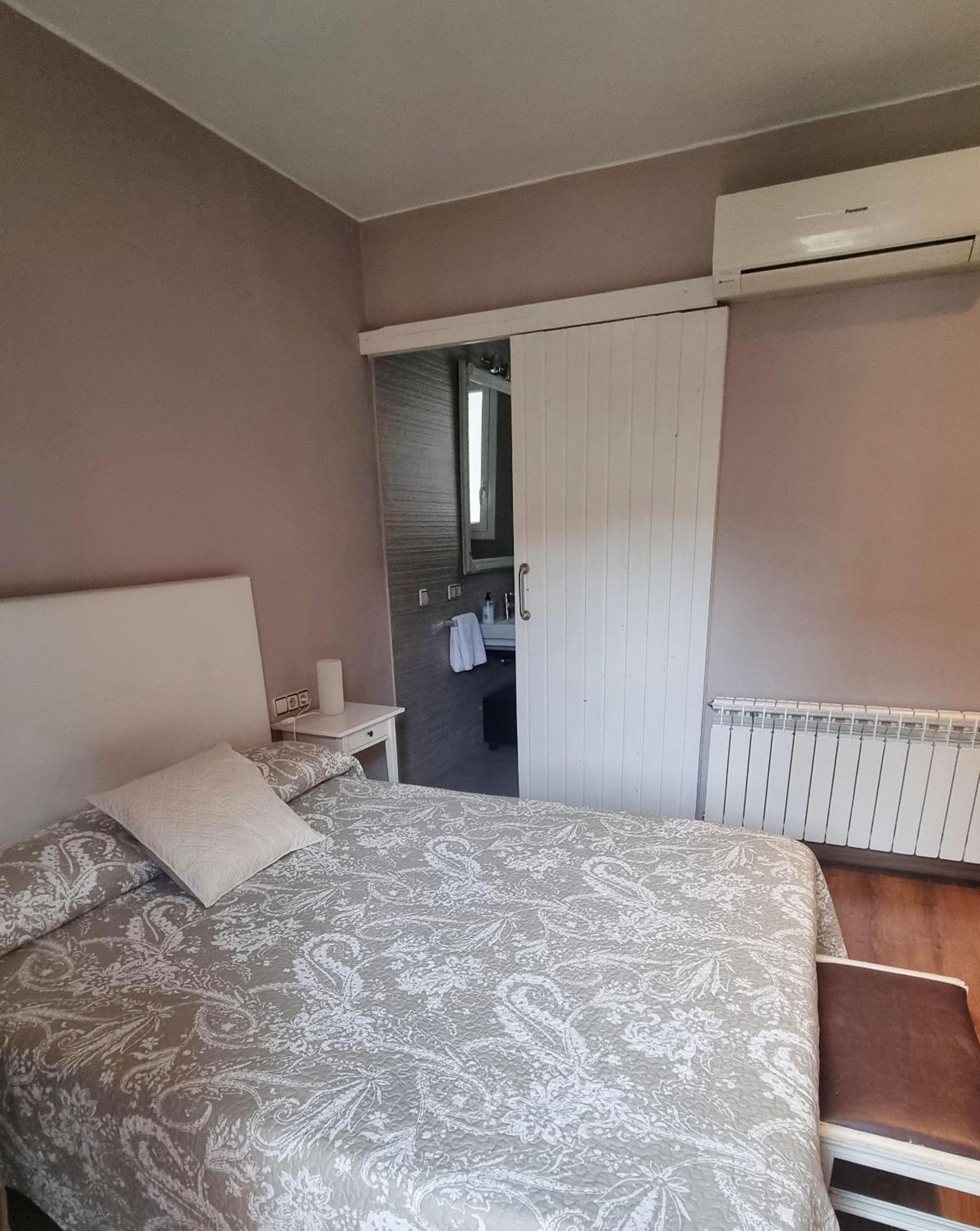 Apartment Sant Francesc Olot Εξωτερικό φωτογραφία